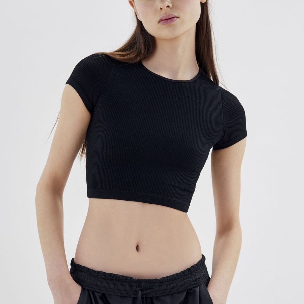 Urban Outfitters everyday tee